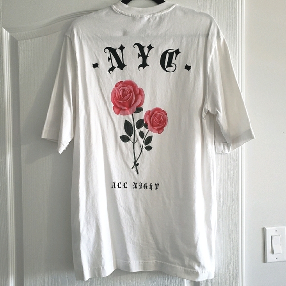 H&M Other - H&M Size S NYC White Tshirt with flower emblem